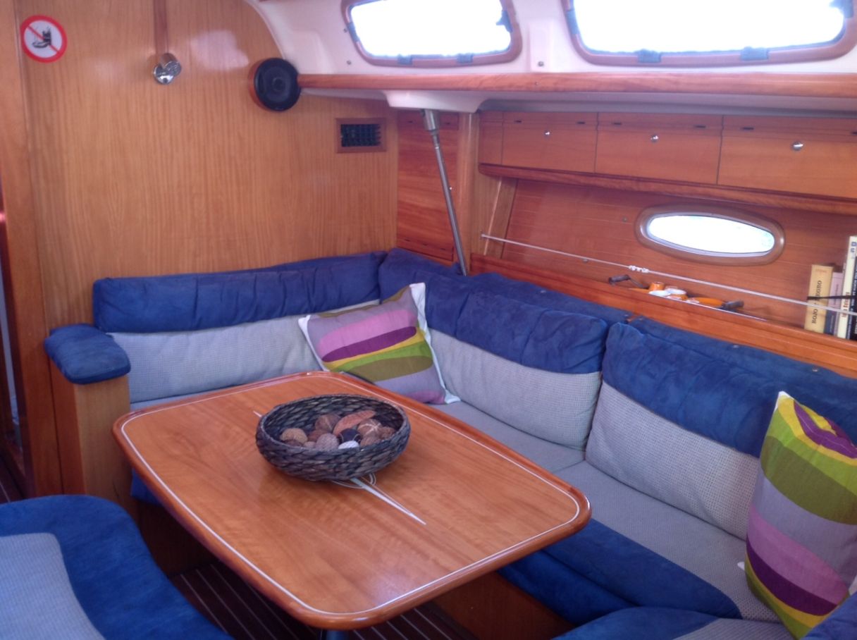 Salon del Bavaria 46, Viaje en velero a Menorca